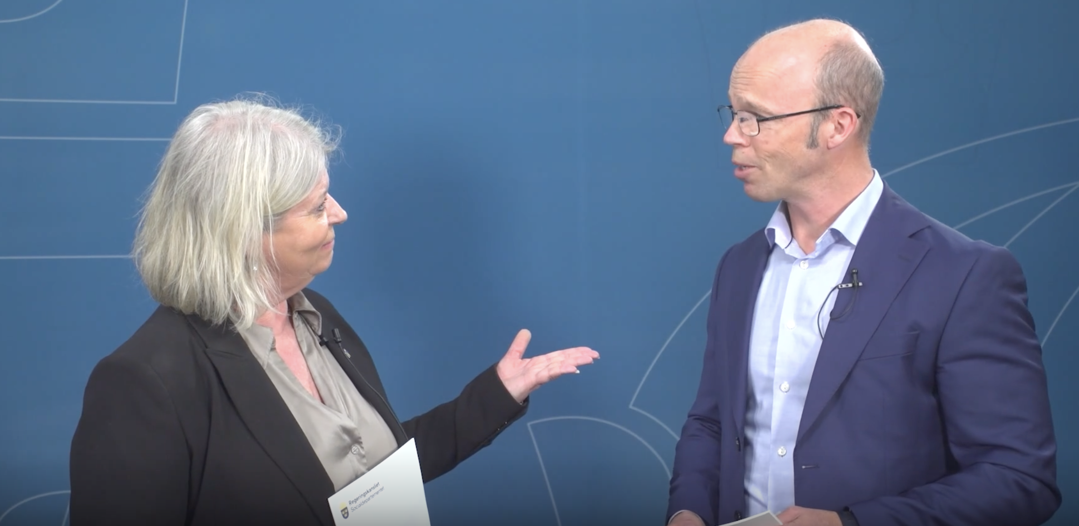 Socialtjänstminister Camilla Waltersson Grönvall och Myndigheten för delaktighets generaldirektör Anders Kessling